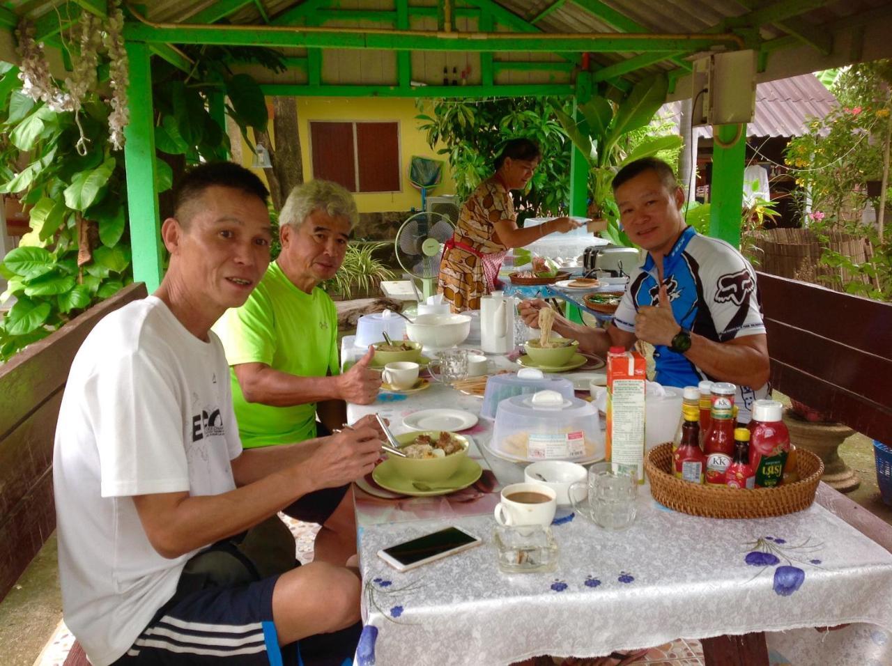 Daddy'S Homestay Ban Bang Krasan Exterior foto