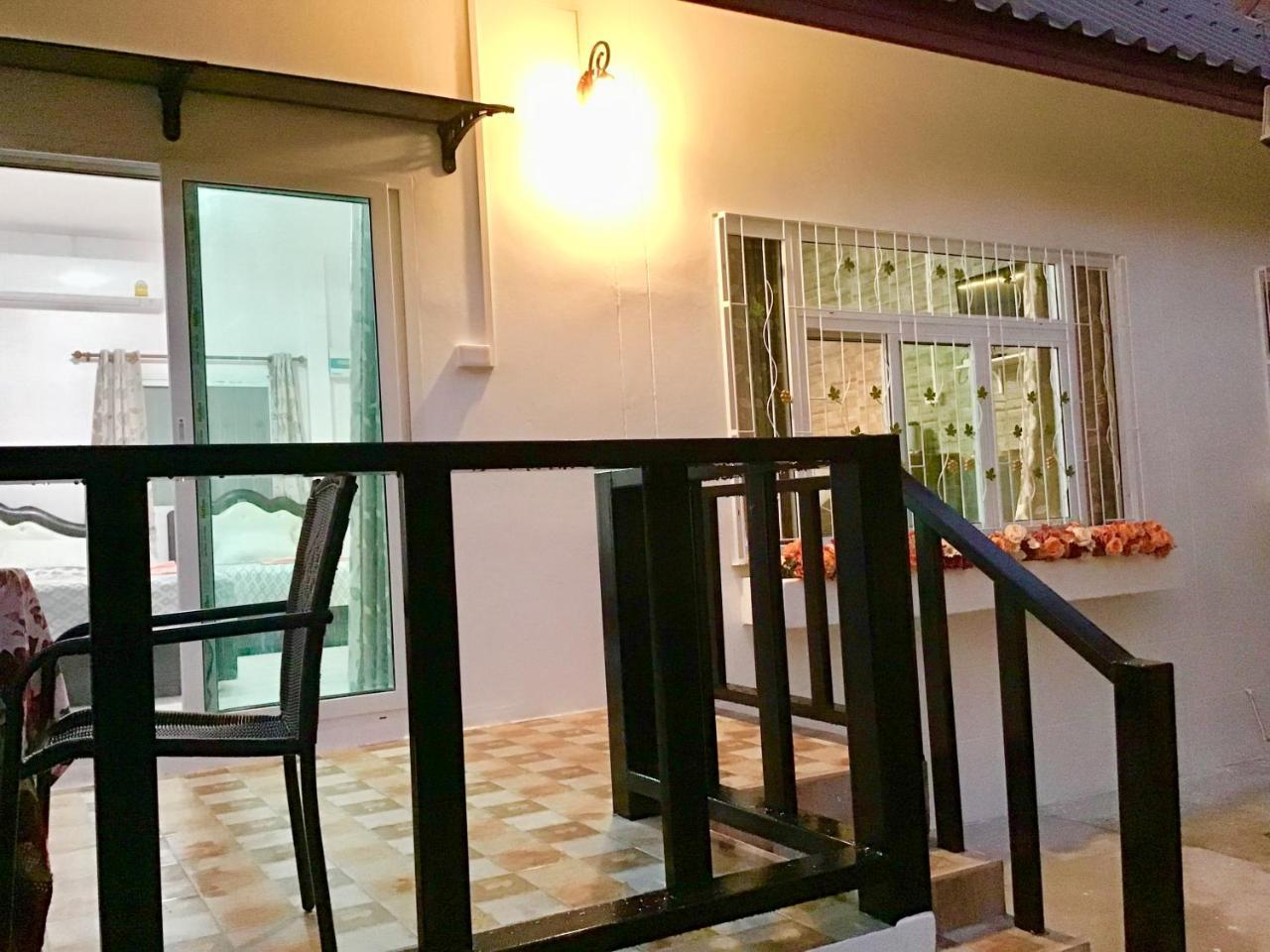 Daddy'S Homestay Ban Bang Krasan Exterior foto